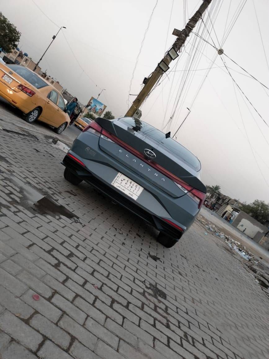 سلام عليكم النترا 23 وارد امريكي السياره (معوقين...معوقين) باسمي  ليبل واحد بدون تبديل  حادثها باب سايق نفسه مصلح وبيها بارد جاملغ خلفي فقط  ماشيه 29 الف مكفوله من كلشي  سعر السياره 145$$  غير متواجد عل فيس هاذ رقمي ‏‪***********‬‏
