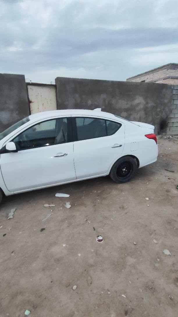 نيسان سني هندي 2024 اربيل 40الف ماشيه بيه طخه بل دوسه بصفحت السكن ولباقي كفاله  *********** السياره جديده كلش الزبير, البصرة
