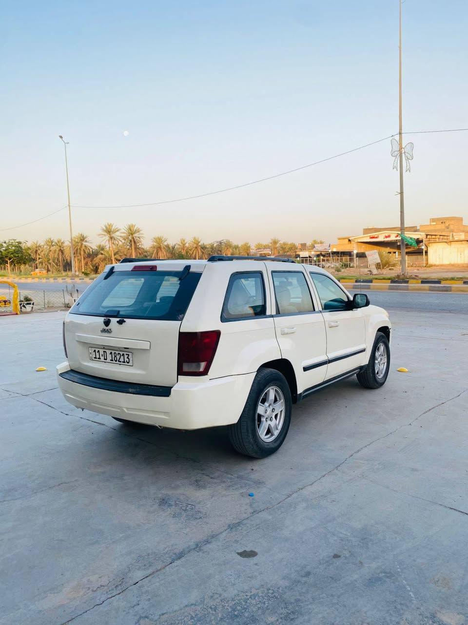 موديل ٢٠٠٧ 
تبريد شغال
صدر جديد 
صبغ حزام ( دواخل بلاد) 
رقم بغداد انكليزي
سنوية لل٢٩
ملاحظة / السيارة بيها كازكيت بس ماخابطة 
السعر ٦٨ ورقة 
مكاني ديالى / بعقوبة
للاستفسار الاتصال *********** بي واتساب
