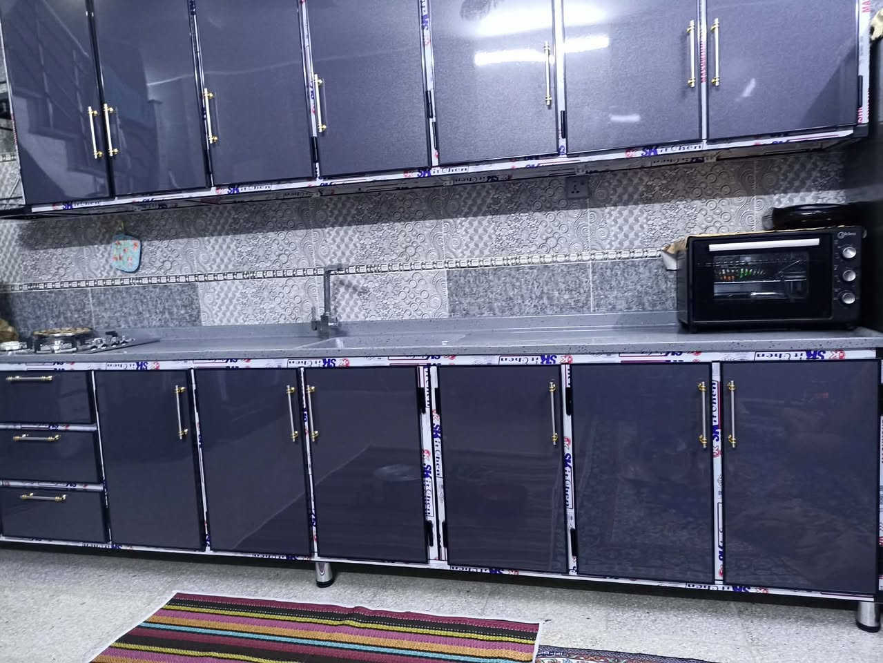 #بيع_سريع📌👇🏻
كاونتر المنيوم للبيع مع طباخ منضدي قياس (٣،٥) متر💯
بعده جديد مصارله شي👍العنوان #بغداد_الحسينية📍للمزيد مراسلتي✅


**إذا كنت صاحب هذا الإعلان وتريد حذفه لأي سبب، رجاءا أرسل رسالة إلى الدعم الفني**