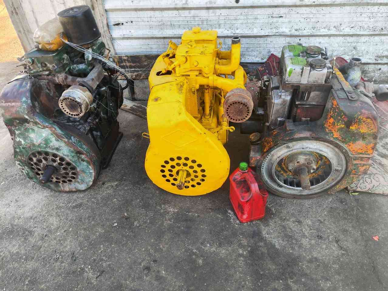 غراض خباطه للبيع مكاني بغدادالحسينيه مال راشديه وهاذه رقمي ***********
