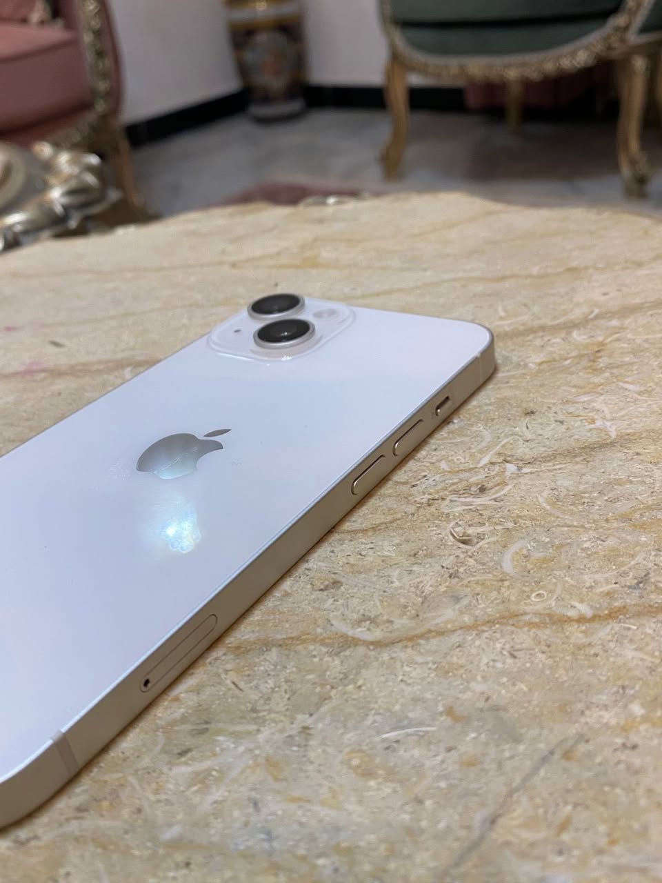 ايفون 14 عادي 💥
بطاريه 86 بلادي فول بلشحن
ذاكره 128 
نموذج M 
لجهاز وتر بروف كفاله عامه وين ميعجبك تفحص تاخذه من باب البيت
السعر: 530 الف 
مكاني بغداد العطيفية
***********
