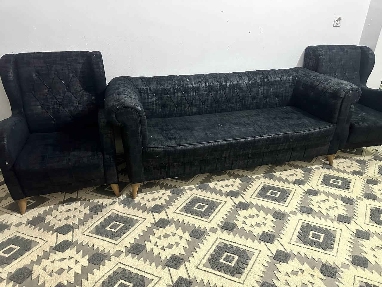 تخم عشر نفرات تسكام وفخم سعره 350 يراسلني 17

‭0783 174 4367‬
