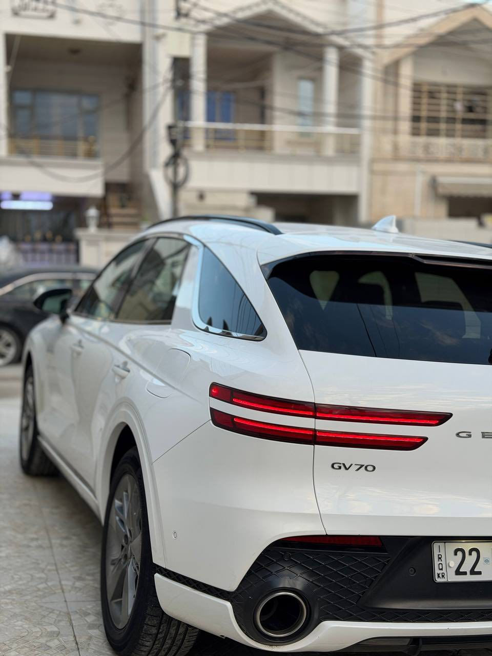 السلام عليكم
#للبيع جنيسيس GV70 

الموديل:2022

الحاله: قطعتين صبغ فقط

اللوحات: رقم أربيل 

العداد: 70الف ميل 

المحرك: V6 twin turbo 

المواصفات: 1/1 

داخل احمر 

بصمه +بصمه أبواب 

تشغيل عن بعد 

اوتو بارك

كشنات كهرباء 

كشنات حار بارد

كشن مساج 

سقف كنتاره اسود 

بانوراما 

كير ماوس 

شاحن لاسلكي 

ستيرن كهرباء 

ستيرن تدفئه 

كشن خزن 

يدات ترحيب 

رادار امامي 

رادار خلفي 

نقطه عمياء 

حساسات إماميه خلفيه 

4 كامرات محيطيه 

ويل حجم 19 

دعاميه سبورت 

لايت زينون 

باقي مواصفات الفول معروفه 

مكان : بغداد حي الاعلام 

السعر: 288 مع مجال وماعتقد اكو هيج سعر 

الاستفسار على الرقم التالي 

***********
