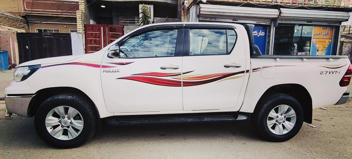 هيلوكس ٢٠٢٠ كويتي دفع رباعي داخل صاج جكمجتين
التفاصيل بالصور السعر ٢٩٣ السياره جديدة كلش بنايلون الشركة
للاستفسار ***********
