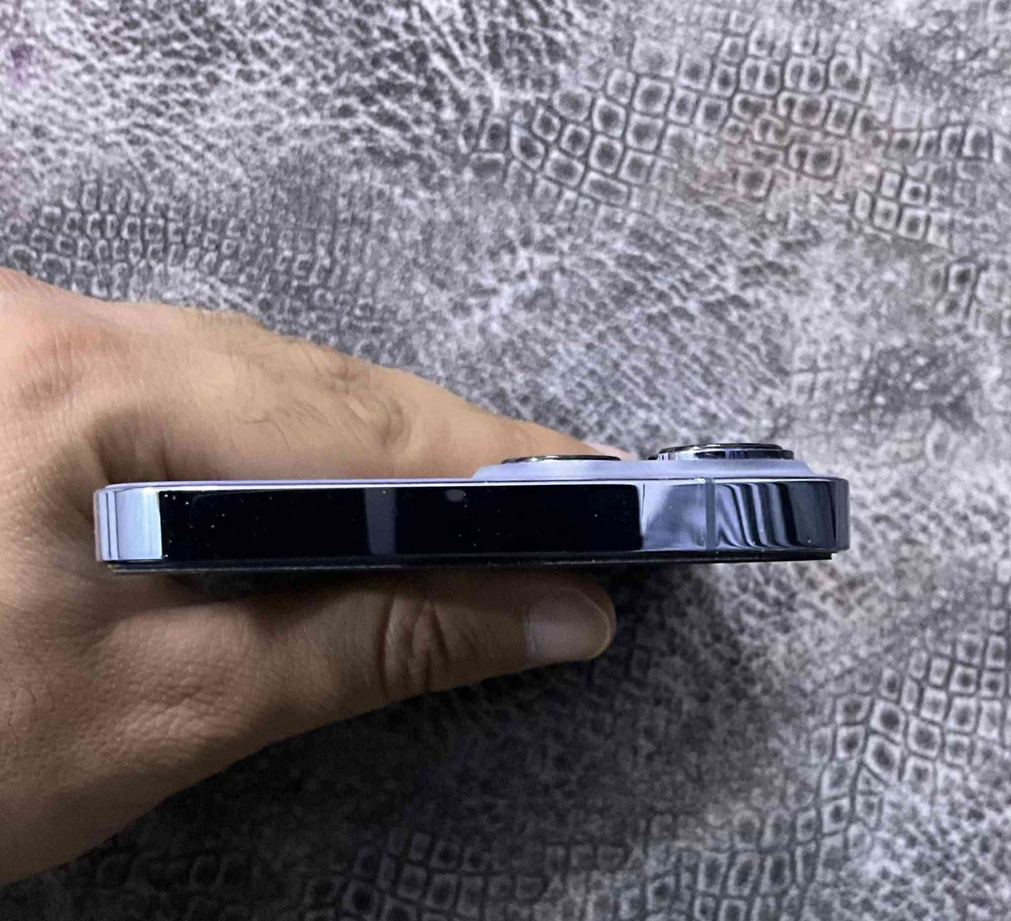 السلام عليكم إيفون 13 برو ماكس
الجهاز نضافة ١٠٠٪؜ شخط مابي فقط مبدل ظهر اصلي 

البطارية(84)

ذاكره ٢٥٦ 

الجهاز ماستر

كارتون وغراض كاملة 

السعر 650 الف قفل 

مكاني بغداد


**إذا كنت صاحب هذا الإعلان وتريد حذفه لأي سبب، رجاءا أرسل رسالة إلى الدعم الفني**