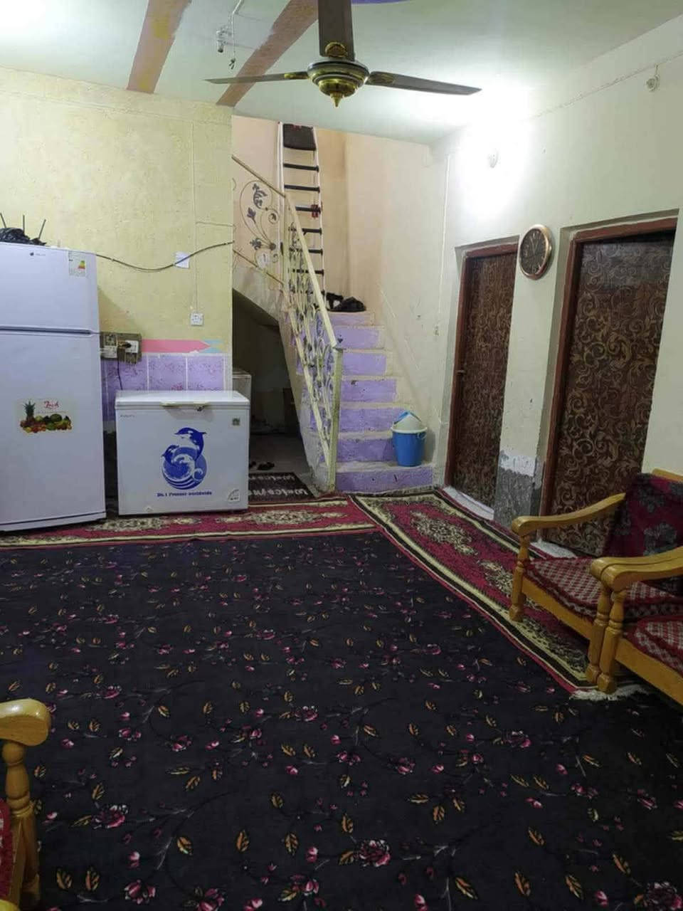 السلام عليكم بيت زراعي بحي الامين مساحه البيت 200 وهذا رقم الاستفسار 
***********
