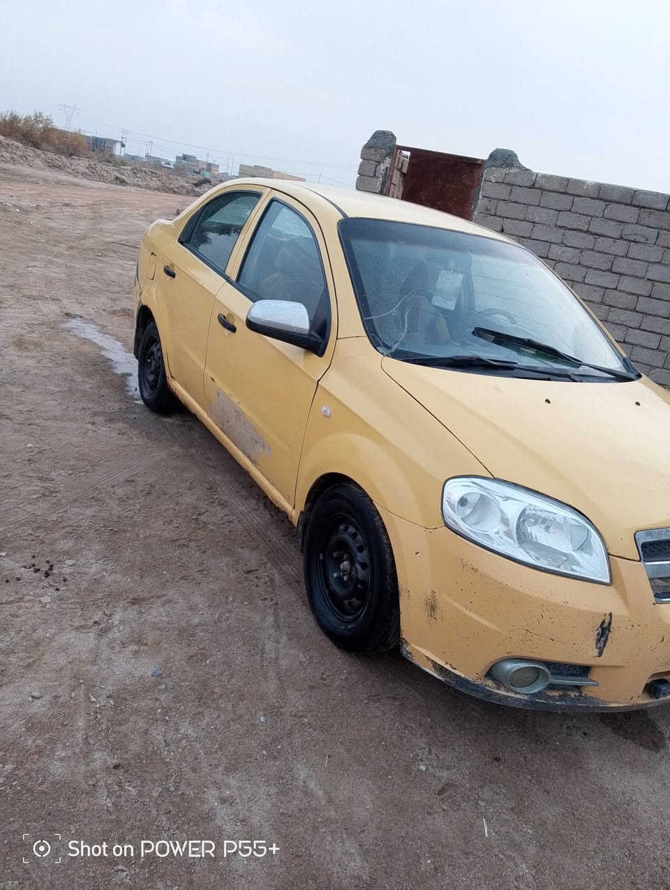 سلام عليكم افيو للبيع 2007تكسي محرك وكير شرط
سياره بسمي مداور ثاني يوم مصفره 
هيه وغرامات
***********
