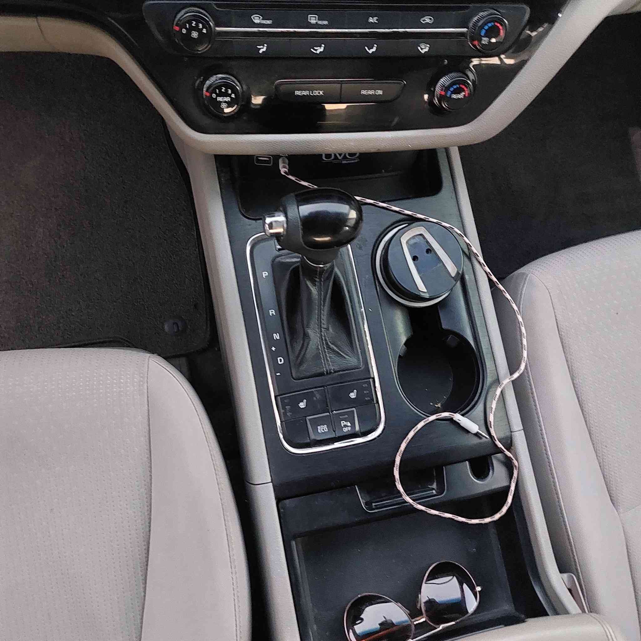 كيا سيدون موديل ٢٠١٦موصافت كراسي كهربائي شمالي ٧راكب وأرد أمريكي الحادث جاملغ امامي +بنيد مفتوح على البارد بيبان كهربائي السعر المطلوب 165 وبيه مجال الشراي للعنوان بغداد العبيدي رقم الهاتف ***********
البيع فقط بدون مروس
