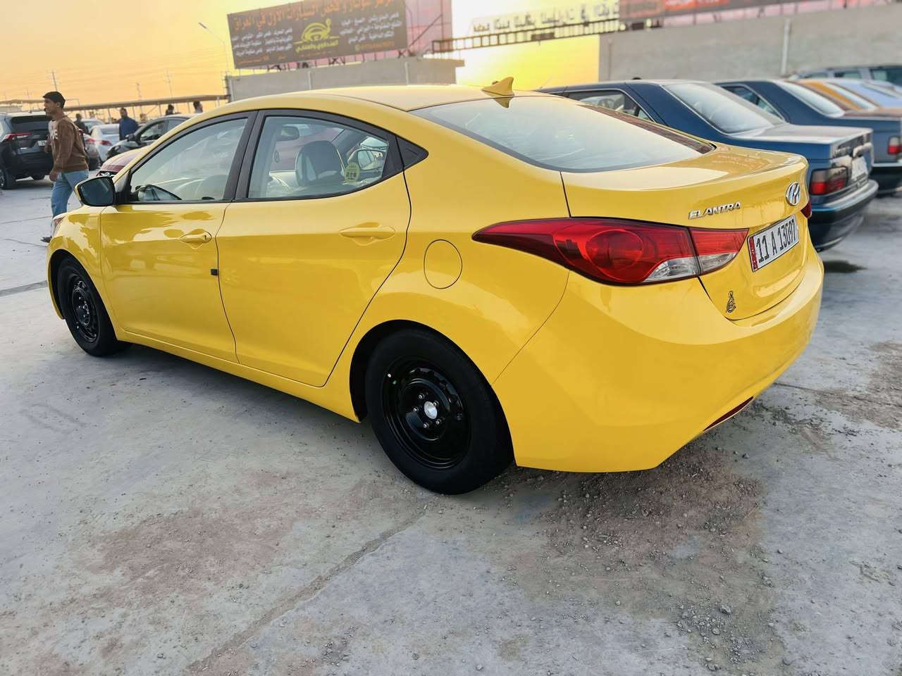 سلام عليكم النتره مديل ١٢ امريكي حادثه قبق صندوك فقط باقي كفاله ليبل واحد مكينه الفين كير مكينه صدر خير من الله سياره جاهزه صبغه جديده قبل سبوع سياره احله من صور هزه ورقام وسنويه جديده السعر ١٠٤ بيه مجال للطيبين مكان واسط اتصال *********** او ***********
