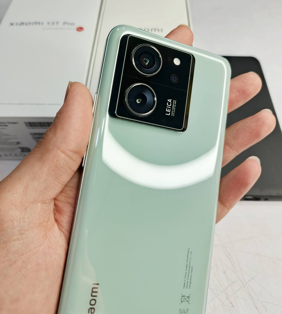 السلام عليكم
للبيع جهاز Xiaomi 13T Pro
ذاكرة 512 گيگه
ملحقاتو كلها كاملة من باكيت وشاحنة ...... آلخ
الجهاز جداً نضيف أستخدام شخصي اني ماخذو جديد وعلى أيدي
مستخدم سنة وشوية ما بيه اي مشاكل خالي من اي خلل او عيب
السعر 450,000 وبيه مجال بسيط للشراي

مكاني موصل حي دوميز
للتواصل تكدر تراسل عالخاص ماسنجر
او اتصل عالخط
***********  ( بيه واتساب )
