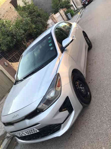 السلام وعليكم 
كيا ريو 
موديل 2022
السياره بيه قطعتين صبغ باب وجاملغ 
محرك 1600دوش 
رقم أربيل شرط التحويل 
كير محرك كله بشرط 
ماشيه 70
مواصفات 
تحكم سترين 
اشاير مري 
مانع انزلاق 
سبورت 
العنوان بغداد 
الشراي يتصل ***********
السعر 119بيه مجال
