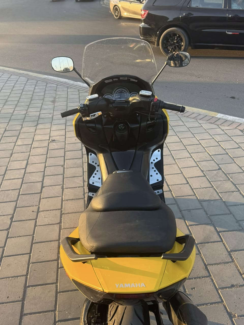 السلام عليكم
تي ماكس 2011 جديدة شوفت عينكم لعابة الله شاهد مابيهة اي نقص ماشية 28 الف بيهة صالنصة رياضي  الباقي من الطول للطول ابلادي سعرهةً 39 ورقة بكاني بغداد خاص ما اجاوب فقط اتصال ***********
