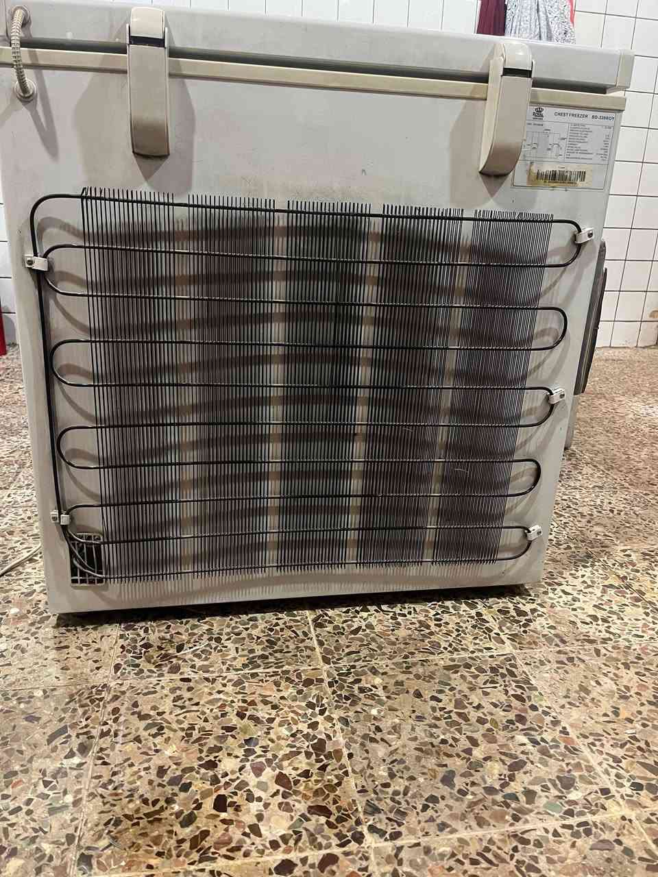 السلام عليكم مجمدة من ماركة رويال 330 لتر مابيها شي نظيفة تشتغل سعرها 200 الف..
     مكاني بغداد الكرخ الاعلام   
#مجمدة #اجهزة_كهربائية #اجهزة_منزلية #اجهزة_مطبخ


**إذا كنت صاحب هذا الإعلان وتريد حذفه لأي سبب، رجاءا أرسل رسالة إلى الدعم الفني**