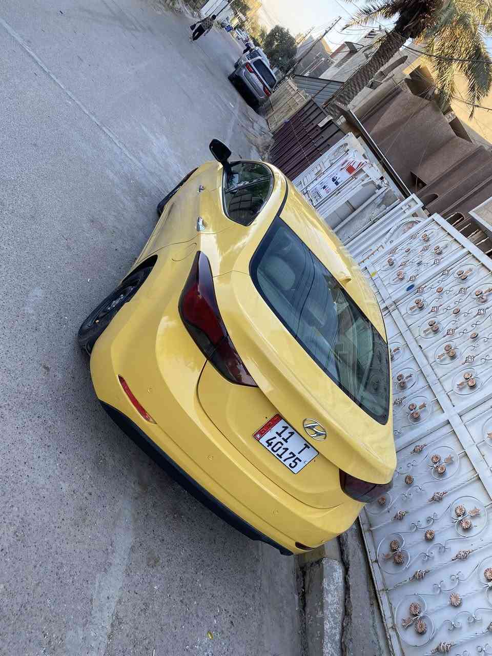 للبيع النتره تكسي 2012  (( سعر ٩٣ورقه ))
وارد امريكي حادثهه جاملغ وبنيد مواصله لا شاصي ولا لغد
سياره ليبل واحد 
تبريدهه ثلج، ذاك صيف مبدل فريز وكمبريسر 
بيهه تخم تاير جديد
ومكينه جديده 
ومبدل صدر امامي كامل ، ودبلات خلفيه 
مابيهه اي شي نقص 
سياره رقم بغداد بأسمي 
تحويل ثاني يوم 

مكان سياره بغداد بياع حي الرافدين سعرهه ٩٣ ورقه


**إذا كنت صاحب هذا الإعلان وتريد حذفه لأي سبب، رجاءا أرسل رسالة إلى الدعم الفني**