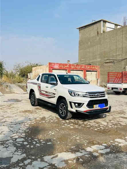 تويوتا هايلوكس كويتيه 
موديل 2018
محرك 6 سلندر 
كفاله عامه
رقم اربيل 
جاهزه للأخير 
عنوان بابل 
تلفون *********** سعر 288
