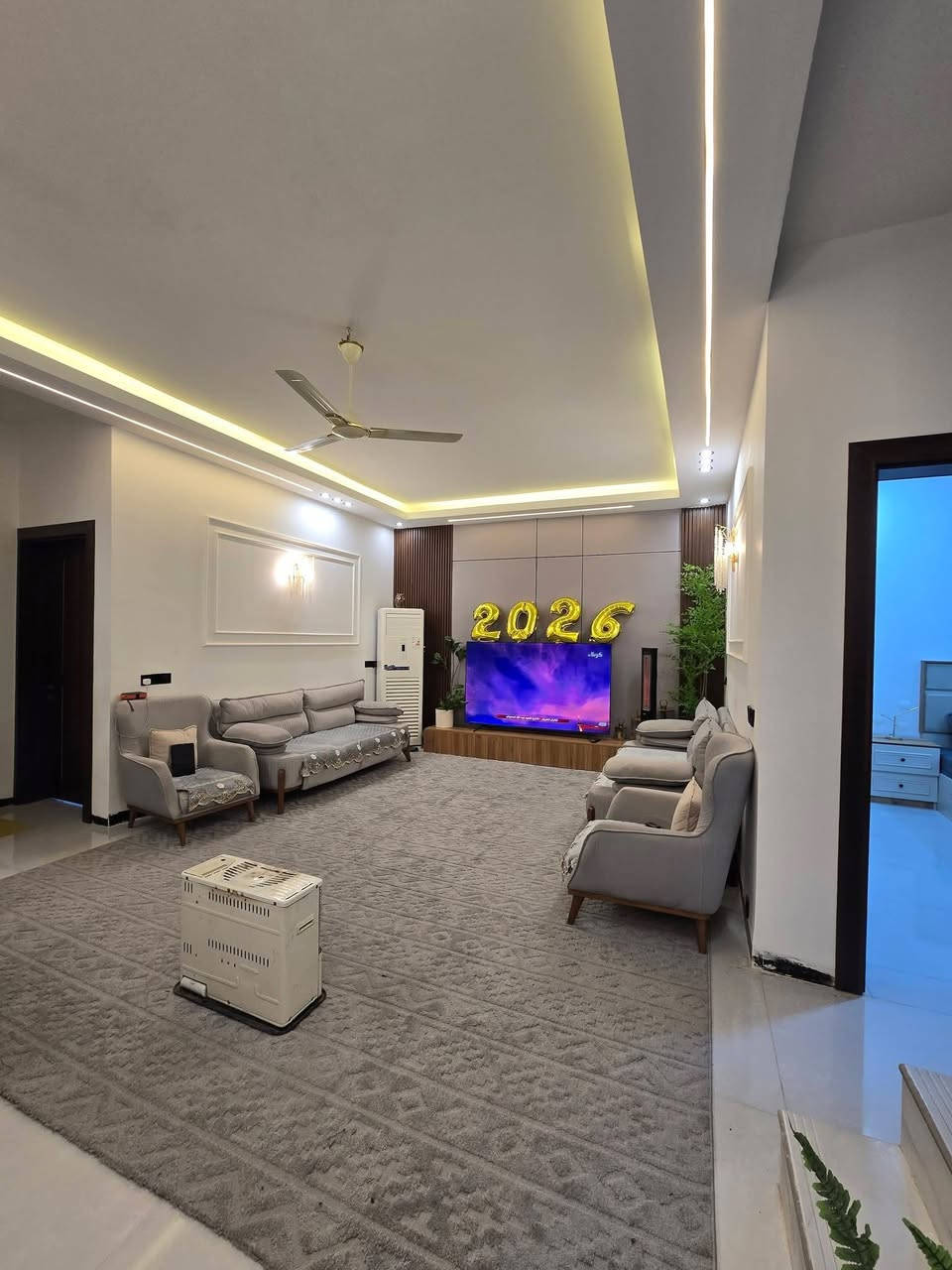 #للبيــــــــــــــع

على بركة الله بيت للبيع 🏡

طابو زراعي سند25

📍تقيه الثاله مجمع الروان النموذجي 

مساحه 150. واجه 15 نزال 10
———————————————————-
#تفاصل_البناء🧱

أساس كونكريت بناء طابوق سقف كونكريت

ابواب شبابيك تركي🇹🇷
 
سقوف مغربي 🌆

تكتات سبالت 🪭

_____________________________________

#تفاصيل_الدور_الاول

غرف نوم عدد 2.        ✅

صاله.                        ✅

مطبخ.                      ✅

استقبال.                  ✅

صحيات عدد2.         ✅
————————————————————————
#تفاصيل_الدور_الثاني

غرف نوم 2.    ✅

صاله              ✅

صحيات.          ✅
_________________________________

#للاستفسار__والتواصل 

زيارة مكاتبنا🏤

الفرع الاول ام الخيل ساحت الاحتفالات 1️⃣

الفرع الثاني التقيه الثالثه قرب مازن البنجرجي2️⃣

او الاتصال☎️***********
_______________________________________
