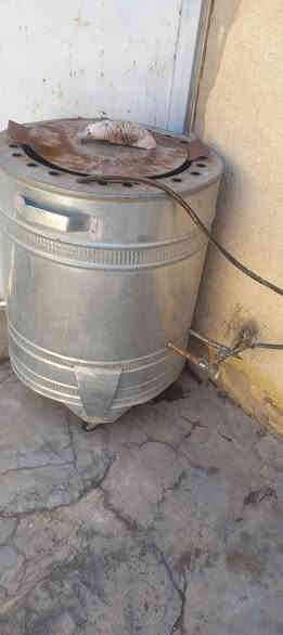 السلام عليكم أغراض للبيع كلهن ب٨٥الف العنوان كوت داموك للإستفسار ***********
