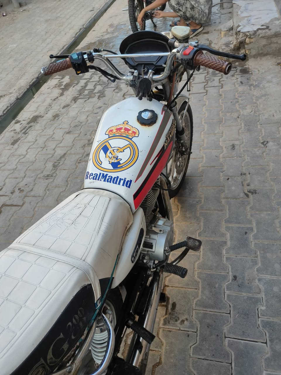 سلام عليكم سيفان مديل 25 اوراق سكنر كامله كهربائيات سلف كله شغال مناقصه شي السعر خاص  او اتصال مكاني سماوه *********** واتساب
