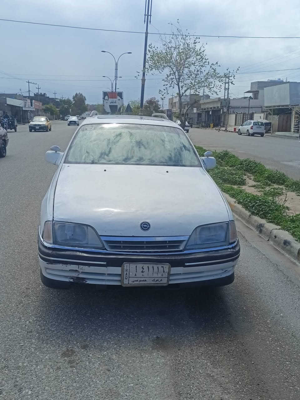 للبيع مستعجل اوميكا موديل1991 شرط التحويل سياره جاهزة مال بيت للبيع لغرض الحاجه السعر 23 مجال قليل ***********
