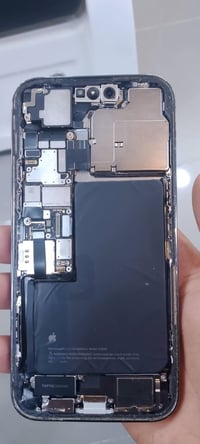 آيفون ١٤ برو ماكس • ٢٥٦ • شاشة ناقصة