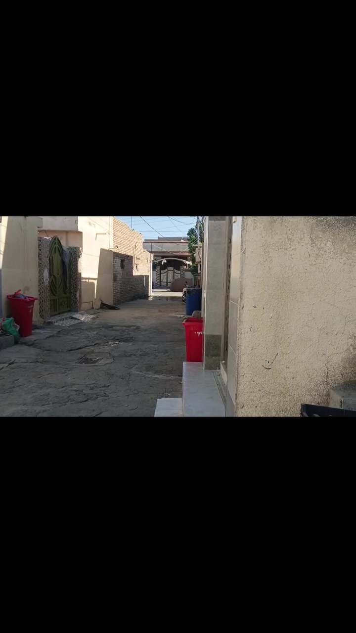 يا الله هيكل للبيع 🔥اقرا التفاصيل للخير 
📍 الموقع: البربنات – داخل الفرع (بي ساده أو الدوريين )
🏠 نوع العقار: هيكل جاهز أساس قوي (بلاندك) مع مجاري كاملة
📐 التفاصيل:
المساحة: 126.5 متر حجه ملك صرف 
بي الغرفتين الجوازراعي  سند 25يعني صنفين سند وحجه 
الواجهة: 10 متر
النزال: 20 
✅ مميزات العقار:
قابل للتحويل باسم المشتري
تگدر تسحب عليه قرض عقاري
منطقة راقية وهادئة
تصميم وخريطة مرتبة 
داخل الفرع (موقع مناسب للسكن)سعره 47وبي مجال قليل 
📞 للاستفسار: ‏‪***********‬‏
