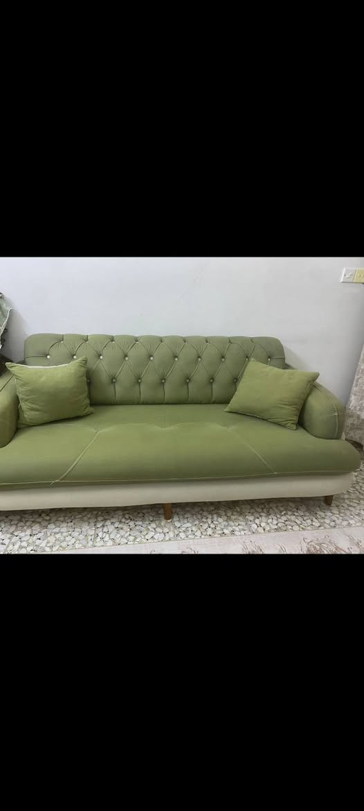 لعشاق الألوان المميزة والنظافة.. تخم 5 مقاعد للبيع 😍
إذا تدور على قعدة مريحة وشكل أنيق وموديل ميموت، هذا التخم مثالي للصالة أو غرفة الخطار.
لون زيتوني دافئ مع بيج، نظيف جداً وخالي من أي عيوب (الصور تحكم).
​السعر والموقع والتفاصيل كاملة على الخاص، أو اتصل مباشرة: [رقم الهاتف *********** ]
​متواجدين للرد
