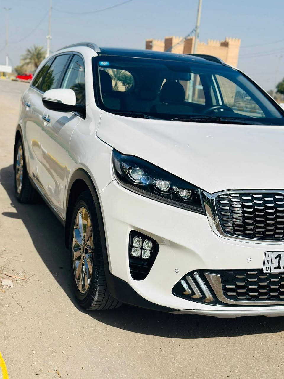 ‏السلام وعليكم
سورنتو 2020 خليجي كفاله عامه
والسونار موجود بلمنشور 
السياره ماشيه 68 الف جديده مال جناي 
رقم سياره بغداد بأسمي مداور ثاني يوم
مكان سياره بابل 
السعر 265 وبيهه مجال بسيط
اللاتصال *********** او ***********
المواصفات
بنوراما 
بصمه 
بصمه ابواب 
6 سلندر
7 راكب 
3 قطع تبريد 
جنطة كهربائية 
جنطة ذكية 
كشنات جلد
كشنات كهرباء
بردات خلفيه 
ترحيب عند الاقتراب 
نقطة عمياء 
تحديد مسار 
مانع نزلاق 
5 انظمة قيادة 
اوتو هولد 
نظام ترحيب 
4 جامة اوتو 
ويل كروم 19
حساسات امامي و خلفي 
اشاير بل مري 
كروز سرعة 
تحكم استرن 
لايت زنون
