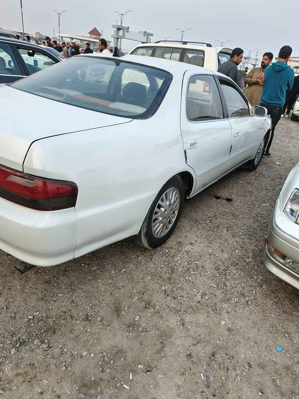 السلام عليكم كرسته نفخ موديل ٩٣ مكينه وكير اثنين ونص مكفولات ومكفوله من الكص ونقل الجثه الرقم ***********
