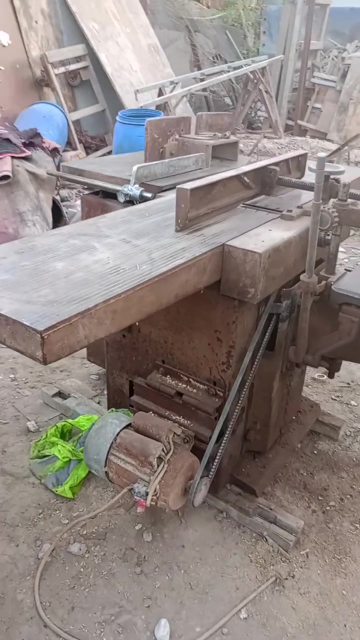 السلام عليكم مكينه نجاره جاهزه للبيع مكاني حله مكلف بنشر ستفسار ***********

