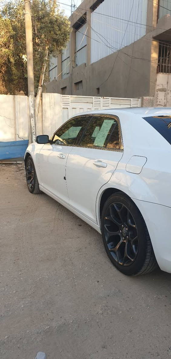 السلام عليكم اوباما موديل 2014 فوول مواصفات مكفوله كفاله عامه بدون ضربه بدون صبغ بدون بارد بيها ملاحظات بسيطه رقم بغداد الدولي باسمنا تحويل مباشر مكينه كير شرط الفحص السياره وارد امريكي السعر اتصل وبيك خير وادلل 184 وبيها مجال مكاني بابل المركز نادر الأولى *********** او ***********
