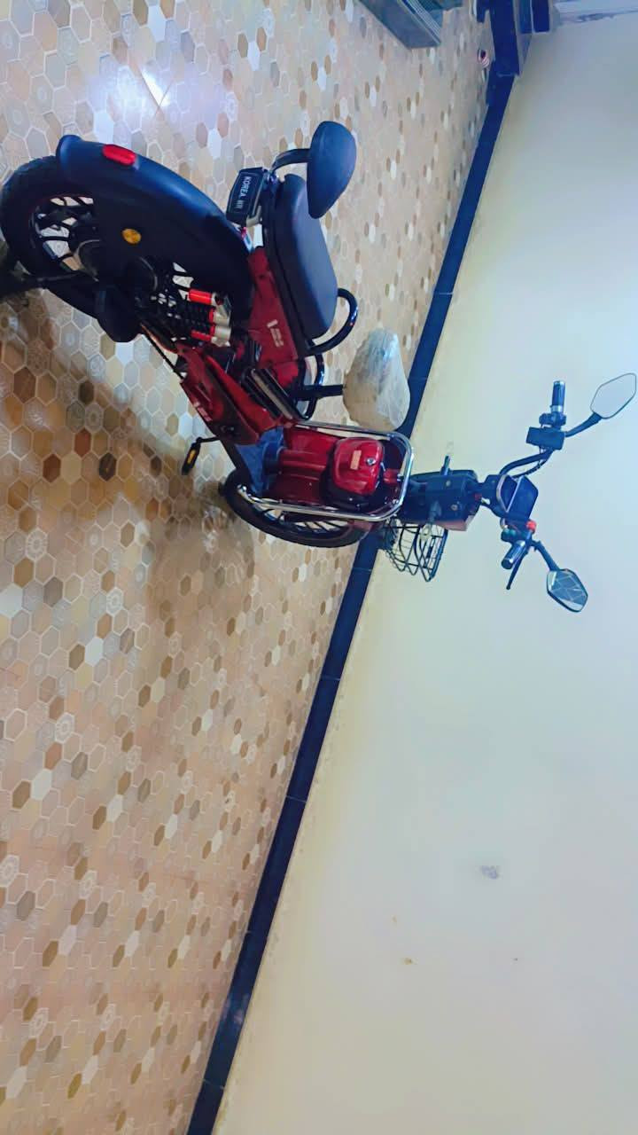 السلام عليكم بايسكل شحن للبيع موديل 2025 النوعية الكوري 5 بطاريات البايسكل بعدة جديد صايرلة 3 أشهر من اشتريتة السعر اتصل 🗣📲📞  ***********
