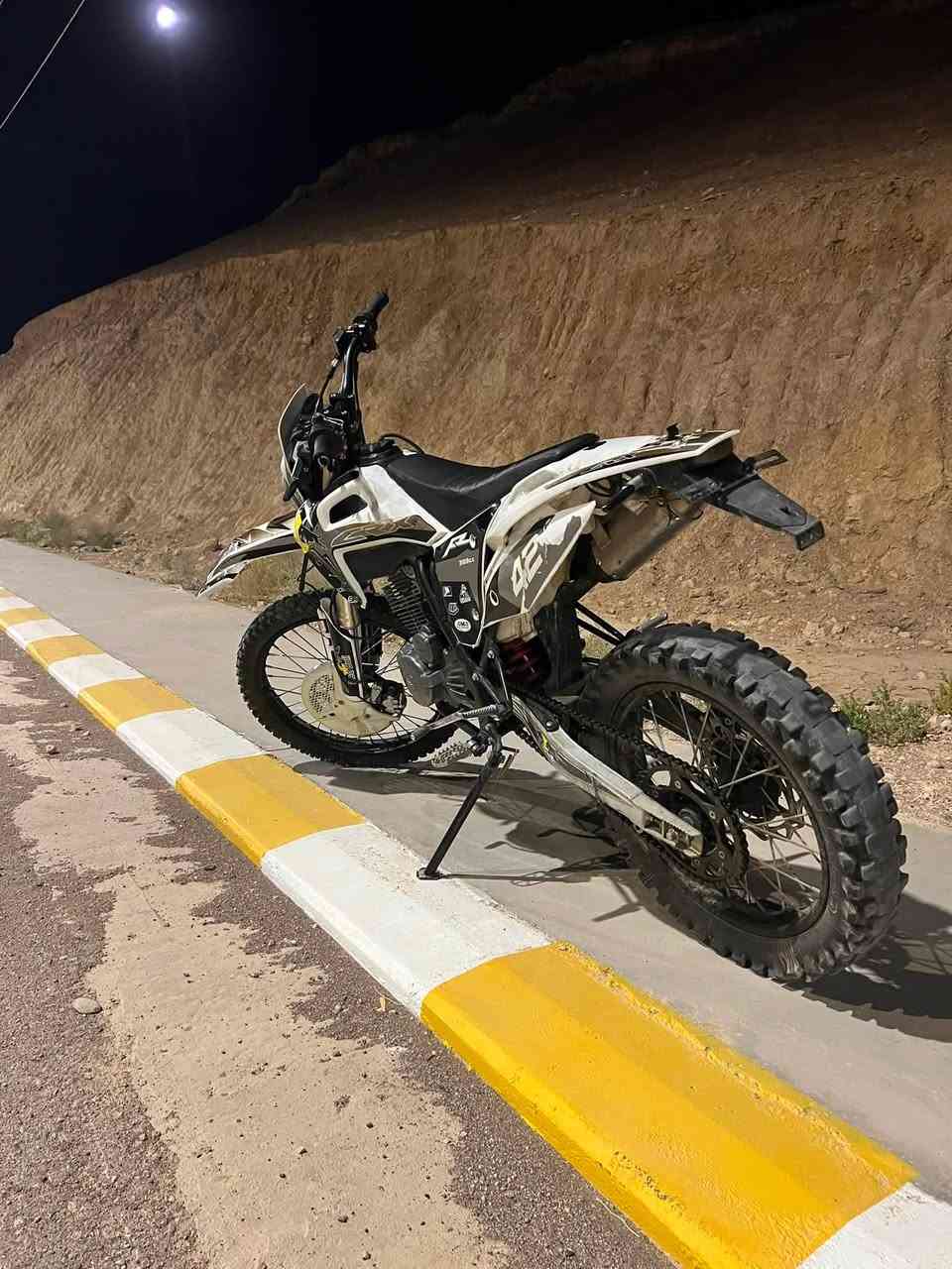 سلام عليكم من رخصه الادمن
للبيع أو مراوس بسولنك 
قفاز CRX مكينه 300c موديل 24


**إذا كنت صاحب هذا الإعلان وتريد حذفه لأي سبب، رجاءا أرسل رسالة إلى الدعم الفني**