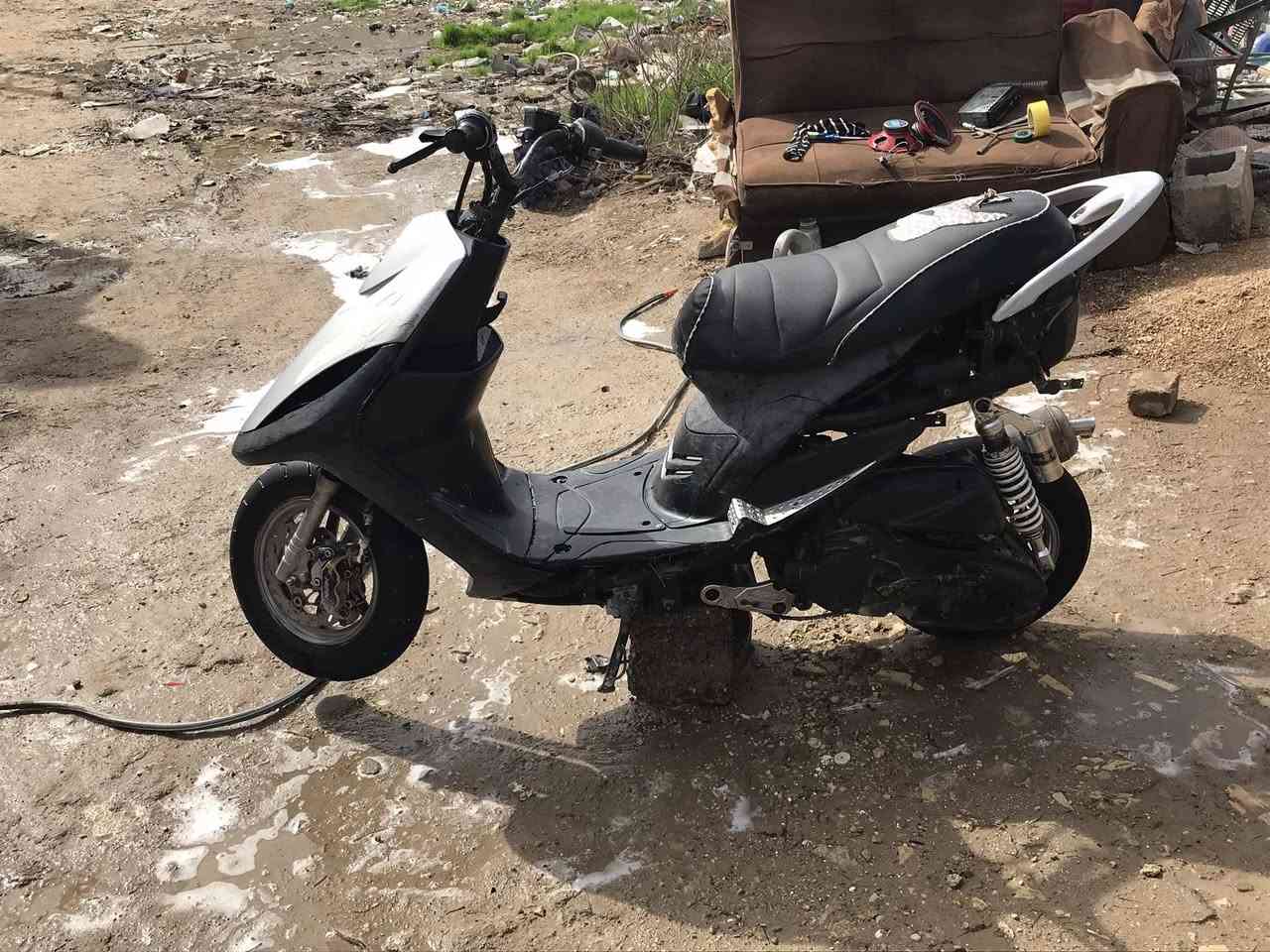 سلام عليكم ماكس عدله دراجه حلوه بيه تزويد شوفت عينكم دراجه لبيع وعر 600وبيه مجال


**إذا كنت صاحب هذا الإعلان وتريد حذفه لأي سبب، رجاءا أرسل رسالة إلى الدعم الفني**