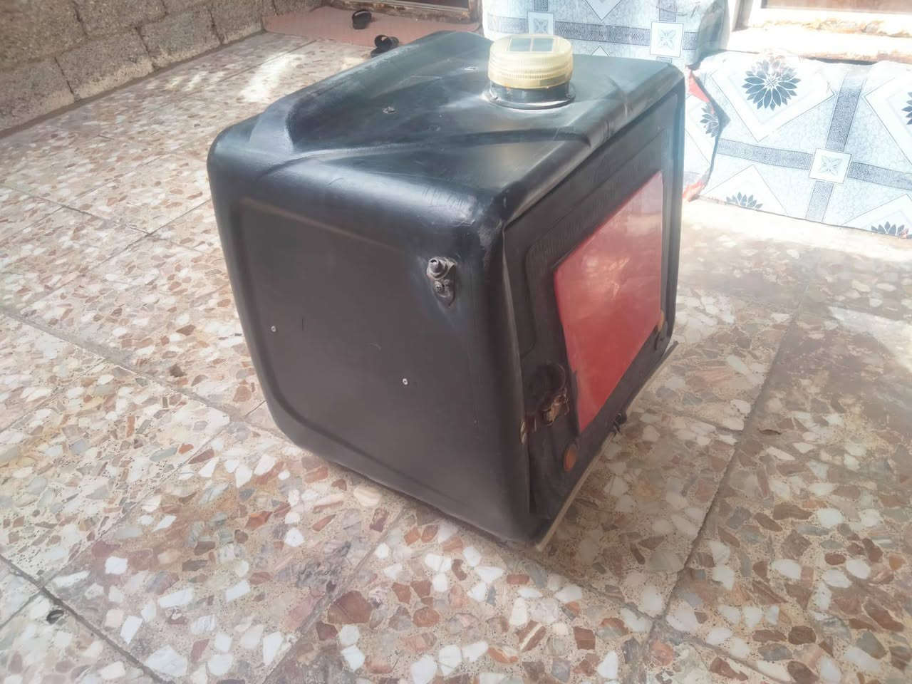 75 وبيهن مجال ابيع شلع لاحد يجيني على حاجه عنواني بغداد الشعب  وحده ***********
