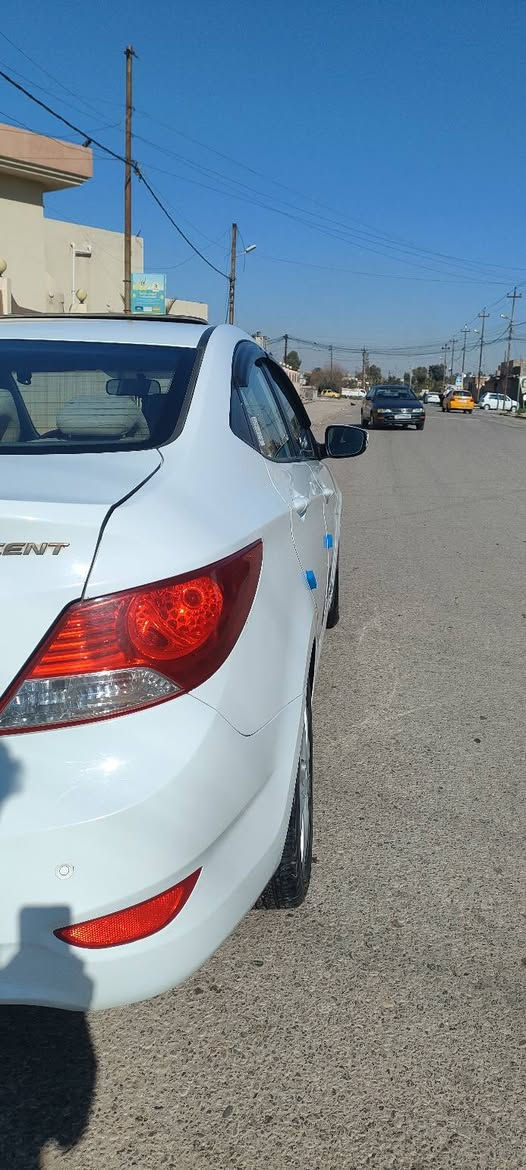 السلام عليكم اكسنت موديل 2013 فول بس كير عادي كاربون بانزين رقم  نينوى الماني سنوية 
2027 جامات كهرب اربعا دسك خمس تكاوي خمسة ويل كب بسمي  فتحة سقف سعر اتصال على ***********
