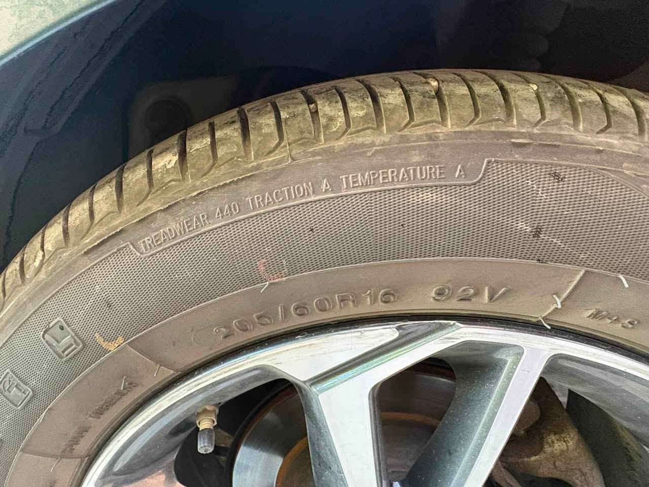 زوج تايرات قبل يوميين شادهن رايدنز للبيع
205/60/16 انتاج شهر ال3 
مكانهن بغداد/حي العامل
السعر 100 
***********
