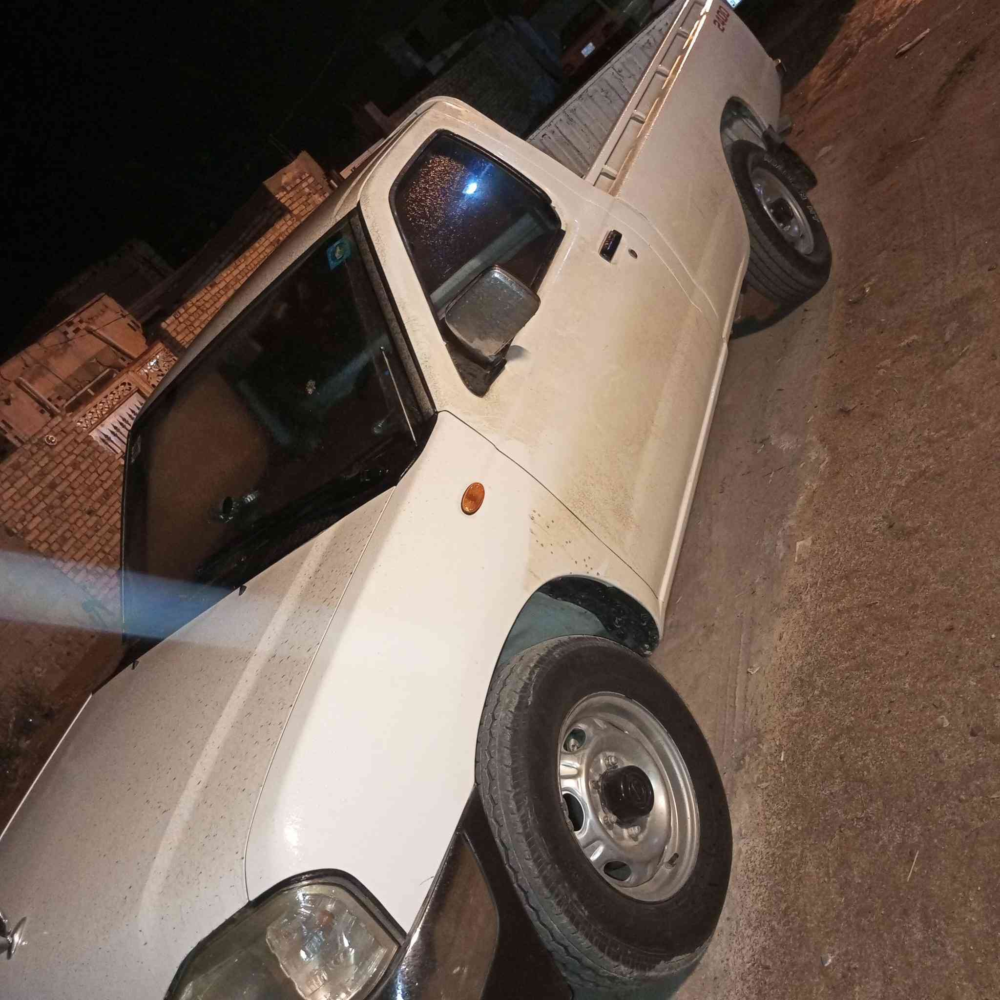 للبيع بيكم نيسان نك قماره ٥جنكال سياره ماناقصه شي كير مكينه شاصي كهربايات اكسن كله جاهزه خير من الله مكان السيار الدوانيه السعر ٨٥وبيه مجال ***********
