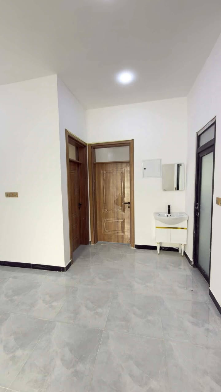 🏠دار سكن 🏠
__

⭕العنوان: حي الجامعه

  ⭕قرب؛شارع 20

⭕موقع مميز _

____

🌿طابو صرف 

🌿بناء حديث2026

🌿كونكريت مسلح 

🌿طابقين

🌿عل ساحه

♦️المساحة :200م² 

♦️الواجهة  : 10متر

----------------

                     

تفاصيل الدار 🏠

___

🌿غرف نوم عدد 4💯

🌿صالة

🌿مطبخ حار بارد 

🌿استقبال 

🌿مجمع صحي 

🌿كراج سيارة

    

   #مكتب_صناع_المال_للعقار 

عنوان المكتب

الفرات شارع الصب قرب التسفيرات 

للاستفسار مراجعة المكتب اوالاتصال على الارقام 

 ***********واتساب

***********
