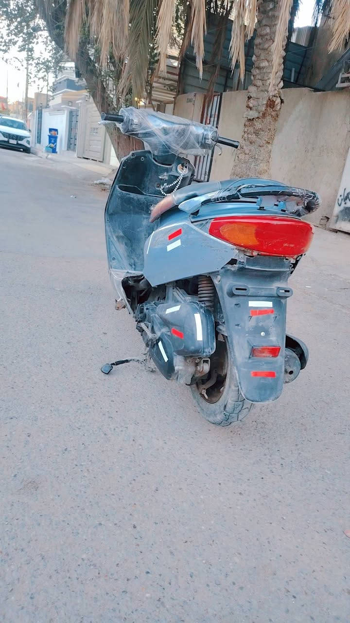 يالله سلام عليكم
دراجه بريز ١٤٠ سلف هندر كهربائيات كله شغاله ستاند صفح وستاتد تعليك محرك ناشف لاتبخير ولا تنقيص شلعه تخبل
مكينه تخبل ترايك وين متريد
كفرات اصليه مختم أوراق بيه
نكره سلف بكل وكت مكاني بغداد لبياع 
السعر 325 وبيه مجال
*********** خابر وتدلل
