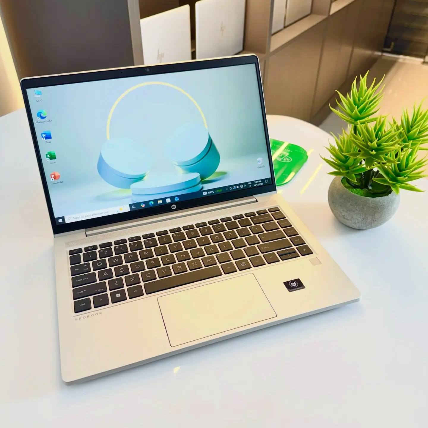 Hp ProBook 445 G9 ✅متوفر✅
تواصل تلكرام فقط : djwnp

💻 Hp ProBook 445 G9 ✅متوفر✅
Ryzen 5 5625U (قوي مثل i5 جيل 12)
Radeon Graphics
رام 16GB
SSD 256GB NVMe
شاشة 14” FHD IPS
كيبورد مضيء انگليزي فقط+ خفيف 1.37kg
🔌 شاحن أصلي + حقيبة + ماوس 
متوفر توصيل لكل محافظات العراق 🚚🇮🇶

تواصل تلكرام فقط : djwnp


**إذا كنت صاحب هذا الإعلان وتريد حذفه لأي سبب، رجاءا أرسل رسالة إلى الدعم الفني**