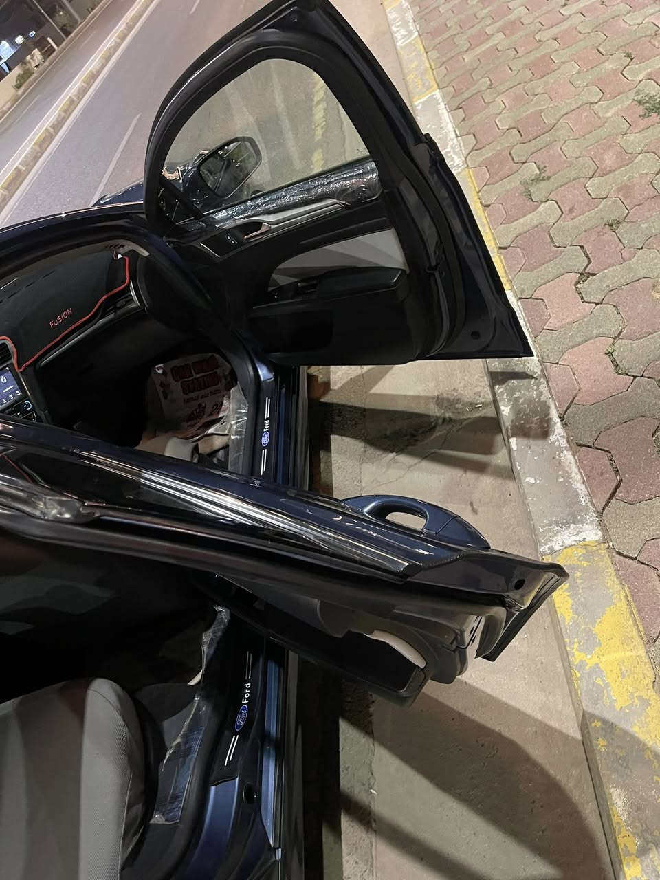 السلام عليكم فورد فيوجن موديل 2019 محرك 1500تيربو رقم سليمانيه 
كراسيّ كهربائي 
اوتو ستوب 
بصمه تشغيل
تحديد سرعه
تحديد مسار 
كير ماوس 
حساسات امامي خلفي 
سياره جاهزه مانقصها شي الف متخلي عليها سياره خير من الله وضرر خفيف حيل يعني ميتسمى ضرر كما موضح بالصوره ماشيه 152 كيلو متر السعر 137 وبيها مجال مكان السياره الانبار رمادي للاستفسار  مراسله الصفحه


**إذا كنت صاحب هذا الإعلان وتريد حذفه لأي سبب، رجاءا أرسل رسالة إلى الدعم الفني**