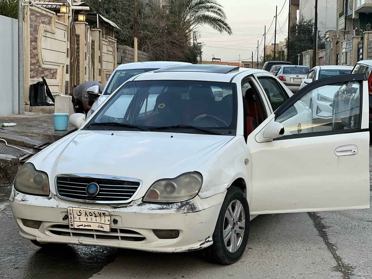 السلام عليكم
سياره ck البيع رقم بغداد
شرط التحويل بيها دائر صبغ بنص البابين
***********
