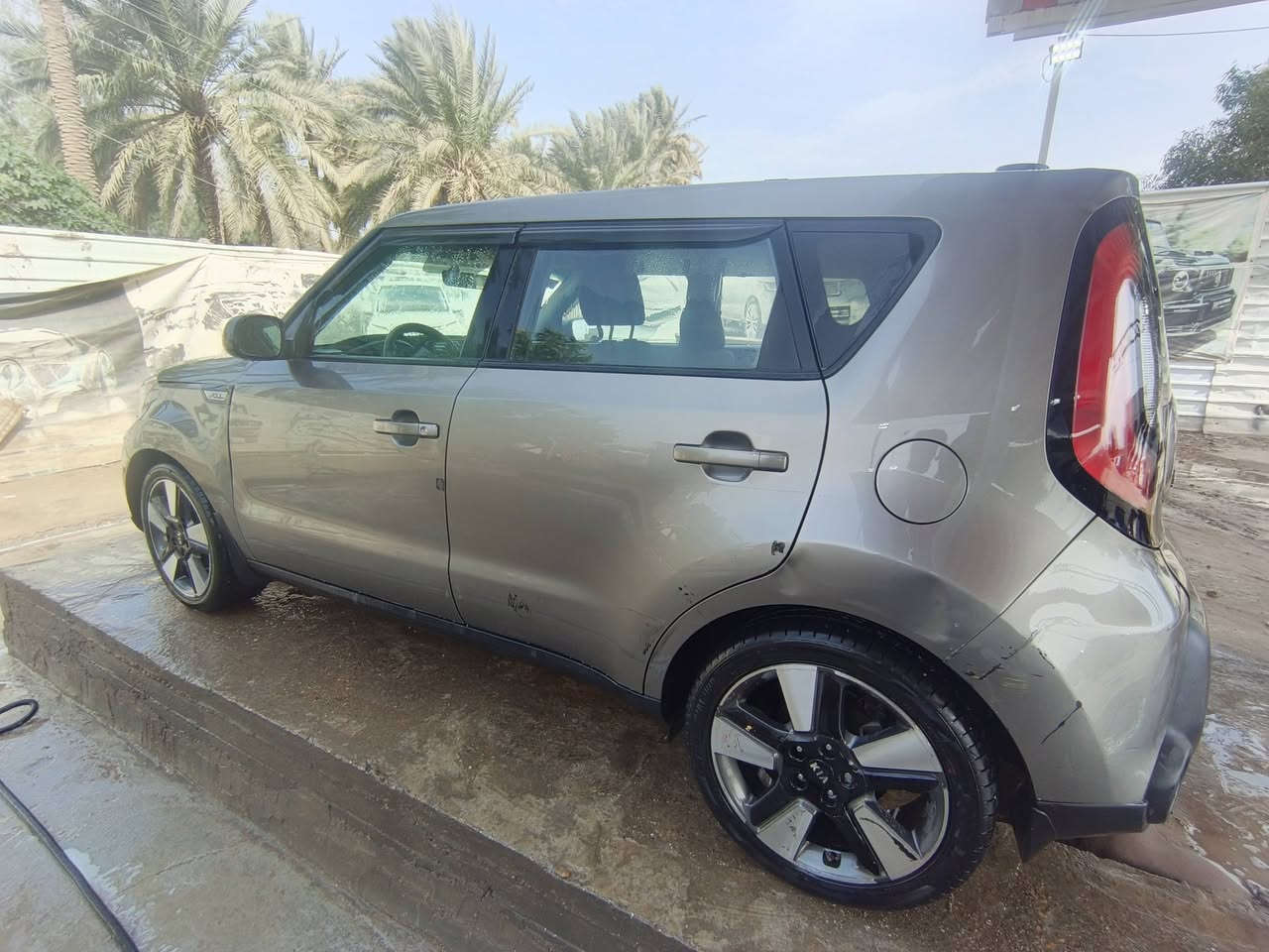 كيا صول ٢٠١٦ وارد امريكي محرك GDI   حجم 1600
كير و محرك شرط تبريدها ثلج سعرها ٩٨ و بيها مجال بسيط للتواصل واتس 
***********
