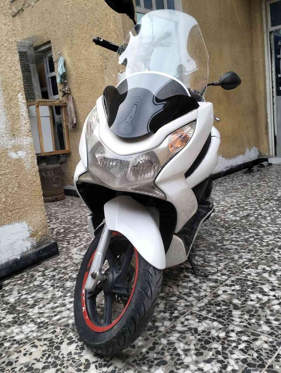 اراوس فقط كفرات 80% نضافه  اريد لون ماروني او ازرق


**إذا كنت صاحب هذا الإعلان وتريد حذفه لأي سبب، رجاءا أرسل رسالة إلى الدعم الفني**