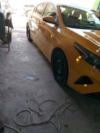 كيا2023 أمريكي  مكينه وكير 2000دوش كفاله  سياره بسمي   خدش صفحه كامله ...
