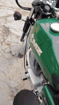 السلام عليكم اخوتي دراجة للبيع *********** اتصال للمهتمين
