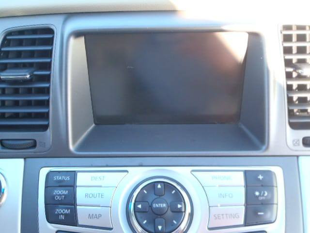 السلام عليكم للبيع مورانو 2012 لون ابيض دواخل عسلي رقم بغداد فول مواصفات
مواصفاته معروفه بالاضافة الى شاشة اعطال اندرويد اوتو كاربلي صور المزاد موجوده 
گير محرك تبريد تدفئة كلهن مكفولات 
تخم تاير جديد باتري جديد حدادية جديدة 
السيارة مناقصه اي شي 
السعر 78 
الاستفسار اكثر ***********
