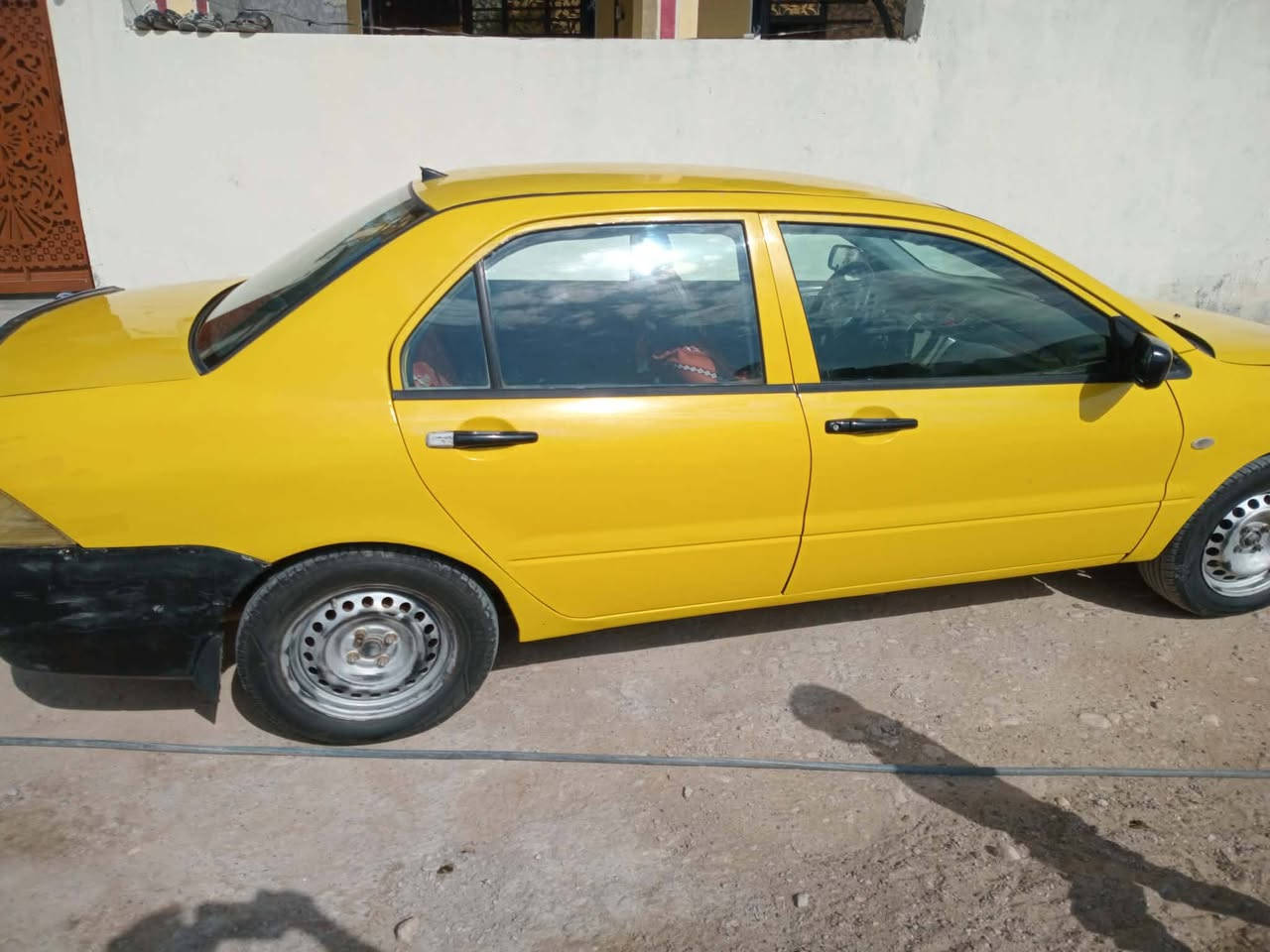 سلام عليكم للبيع لانسر 2010 اجره رقم ديالى بأسمي سياره جاهزه كير عادي محرك لا صرف لاتنقيص سنويه وارقام جديد انكليزي شرط تحويل والغرامات سعرها مكاني الخالص   اي استفسار اتصل ***********
