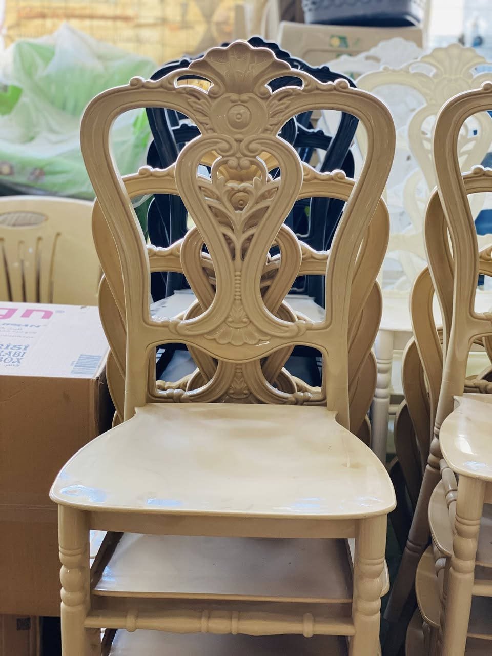 ياالله السلام عليكم وجبة جديدة من الكراسي عضم عاج ابيضّ+اسود +بيجي كرسي رجل حديد تجوه +بدون تجوه كرسي رجل بلاستك طشت فافون مصافي فافون +ستيل ستاند حمام خلاط  طباخ بريمز قياس 30+35+40 جداري فافون فناجين قهوه مواعين فرفوري دولكات زجاج +بلاستك طباخ منضدي بلم ميلامين منسف ميلامين كاسات مواعين ميلامين صياني ميلامين صياني ريڤال +سيت كوب صياني ستيل مراية مغسله شكردان 

العنوان سوق الحصوه مجمع تاج العافية الطبي للتواصل والأستفسار ***********
